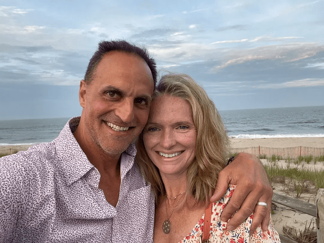 Drs. Ron and Christa D'Amato at the beach
